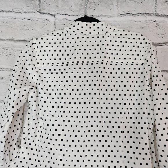 Foxcroft Wrinkle Free Fitted Cotton Geometric Button Up Blouse Black White Sz 8 - Picture 11 of 13